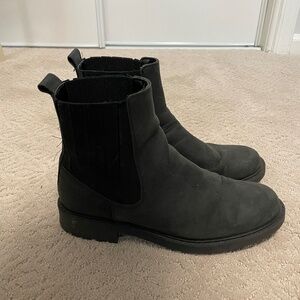 Clarks Women’s Black Ankle Boots size 9